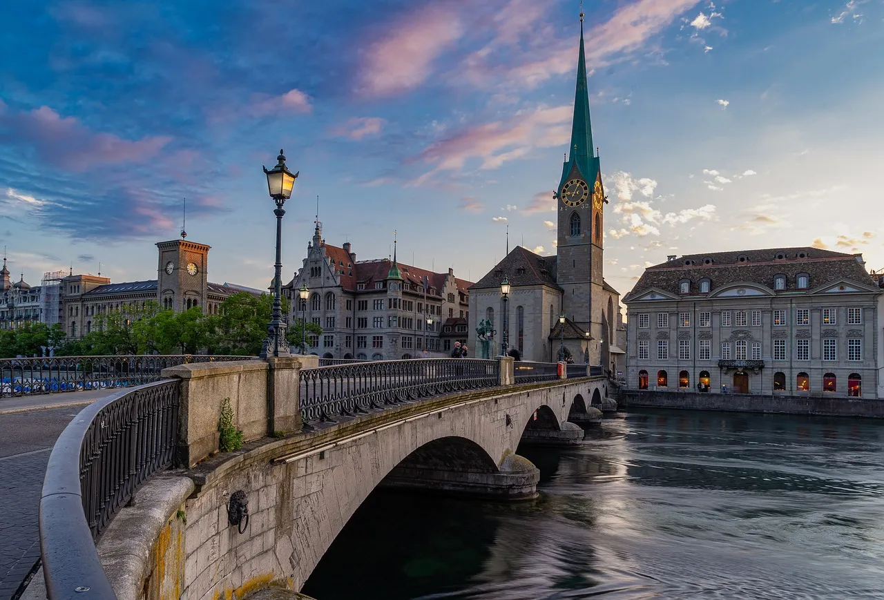 bridge-4636745_1280_ergebnis BOTOX® gegen Knirschen
